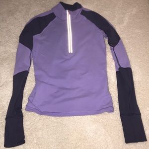 ivvia quarter zip. barely worn
